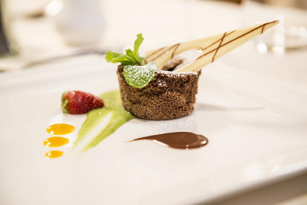 Hotel Sonnenburg Merano Ngoại thất bức ảnh